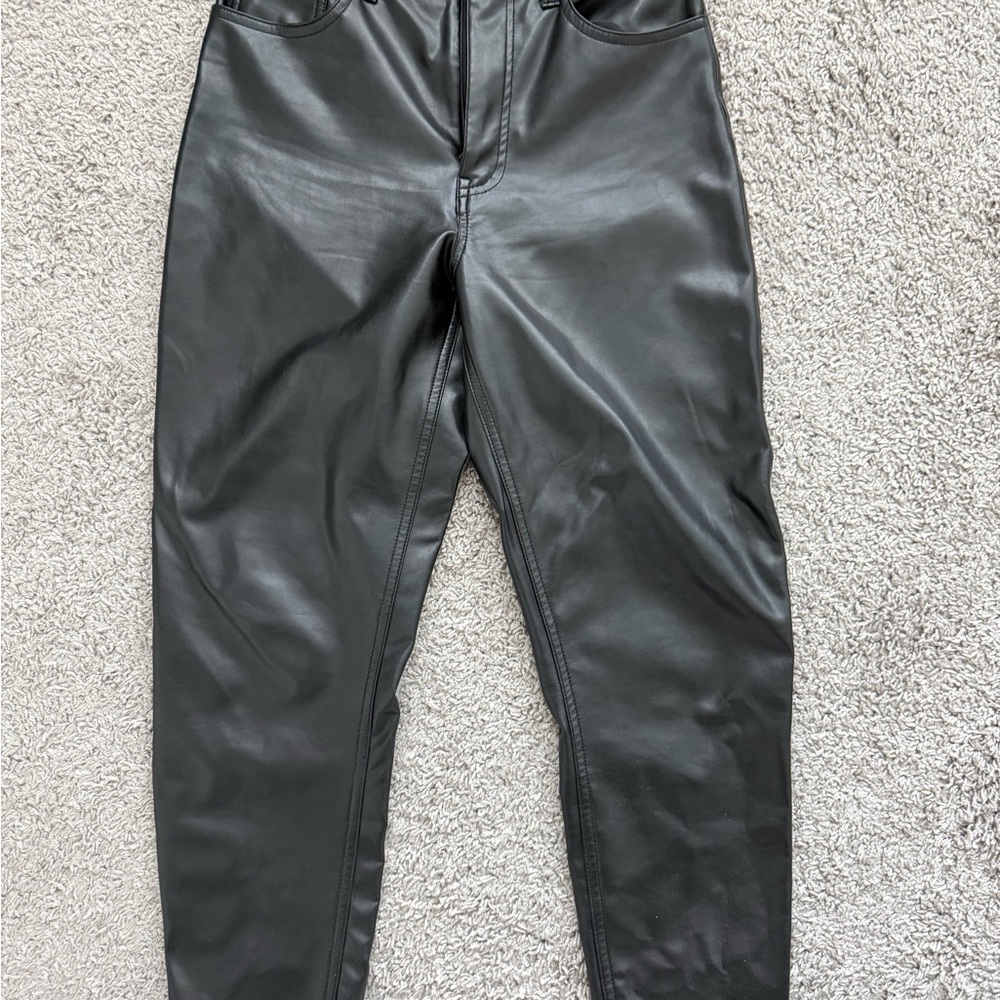 Abercrombie & Fitch Black ‘90s Straight, Ultra high rise Faux Leather Pants